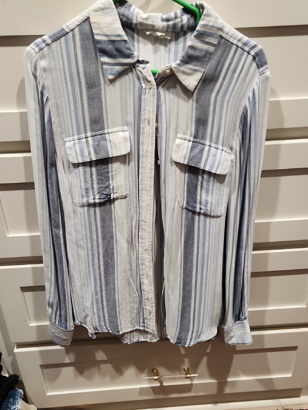 a loves a Lightweight Blue & White Striped Button-Up Shirt